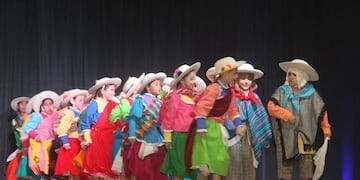Muestra de danzas Arroyito