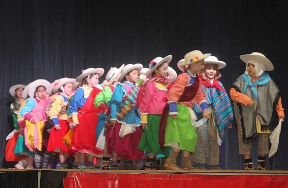 Está abierta la convocatoria para los diferentes staff de danzas el Municipio de Arroyito