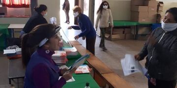 Docentes decidieron entregar cuadernillos junto a los módulos alimentarios\u002E