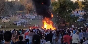 Hacían la torta frita más grande del mundo y se incendió la sartén (El Observador)