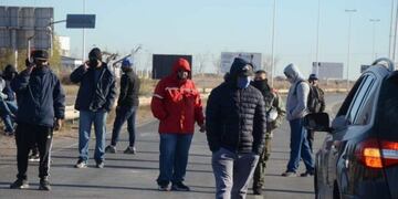 Mineros cortan Ruta 22 Neuquén