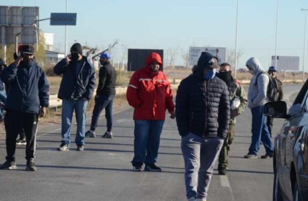 No pudieron buscar vacunas antigripales ni llevar muestras de coronavirus por un corte de ruta