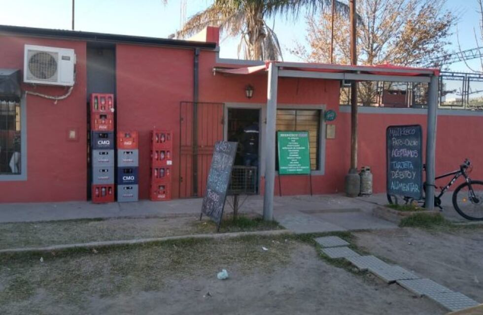 Alertaron a la policía que había delincuentes y no fueron: les robaron