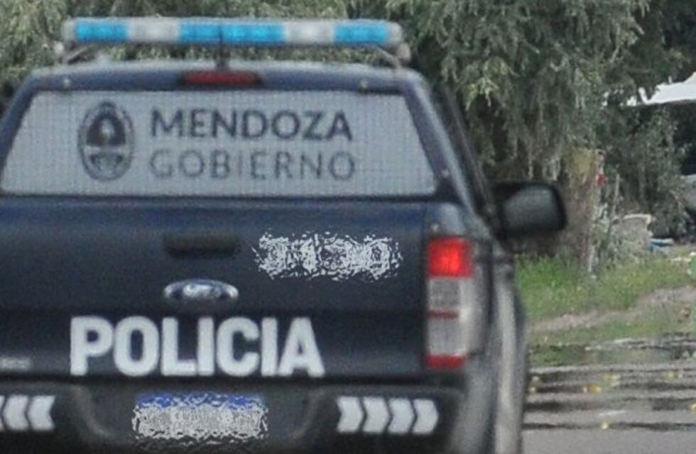 Lo atacaron a piedrazos para robarle la moto