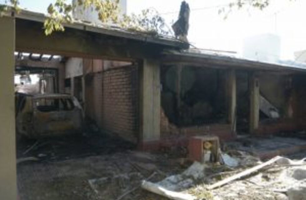 Explotó una casa en Luján y una mujer está grave