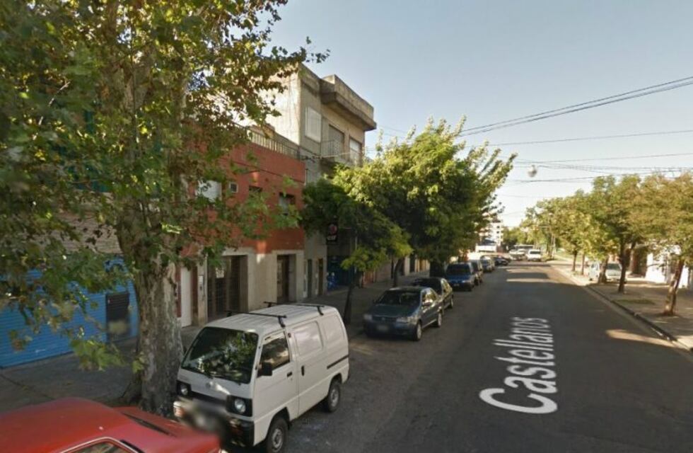 Aparecieron dos autos baleados cerca de la Terminal