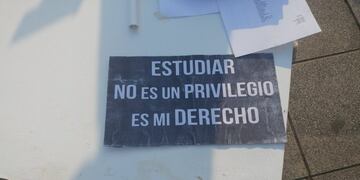 Marcha por la educación pública llegó al Monumento