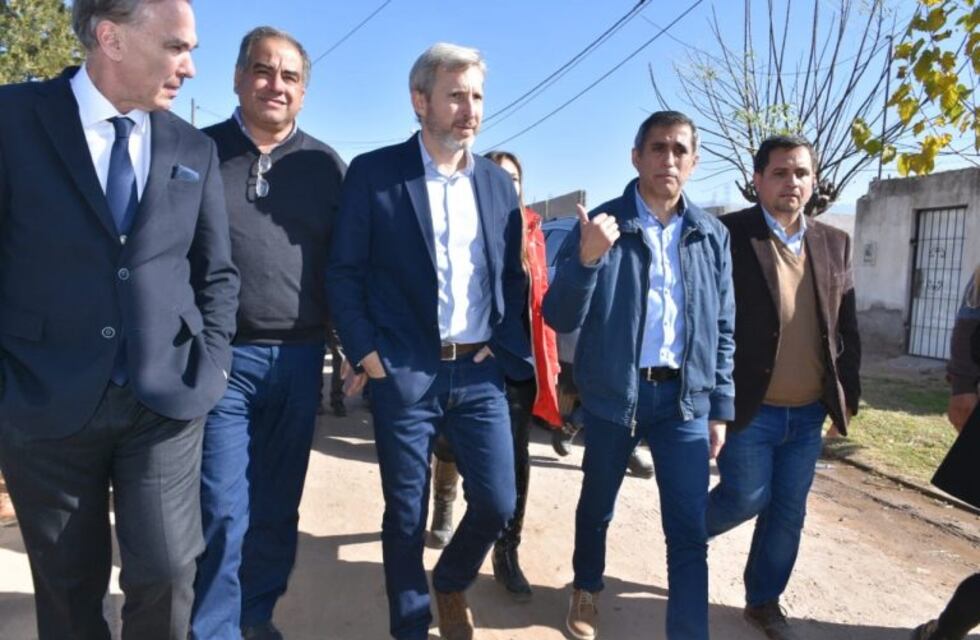 Pichetto y Frigerio visitaron "El Nido" del loteo San Nicolás