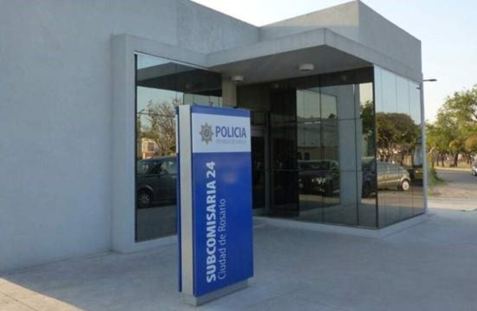 Fue detenido por agresiones, salió de la comisaría y golpeó a su pareja con un cinto