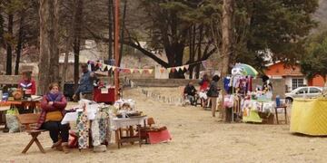 Ferias barriales en Carlos Paz