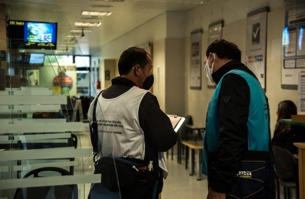 Intensifican los operativos de control en bancos y comercios de Paraná