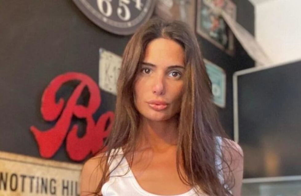 Magalí Mora posó sin ropa y mostró su pancita de embarazada