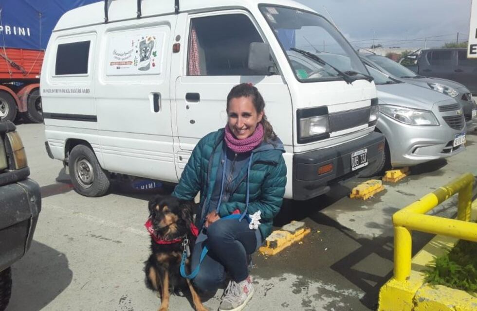 María Constanza Azinian brindará su clase N°13 de educación canina en Tolhuin