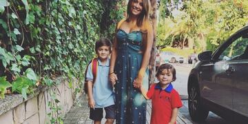 La rosarina se mostró orgullosa de la prenda de uno de sus hijos\u002E (@antoroccuzzo88)