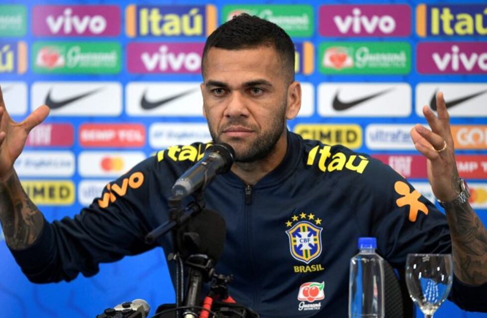 Dani Alves sobre el Morumbí: "El pueblo tiene que llenar la cancha"