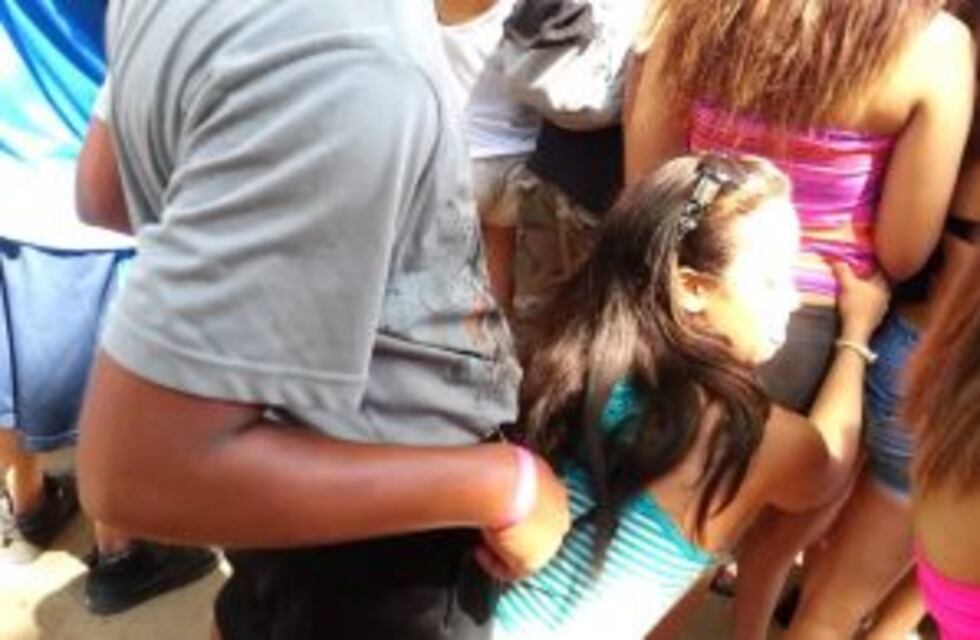 "El Muelle", el peligroso juego sexual que asusta a los padres en España