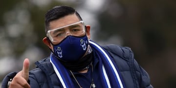Diego Maradona estará en el Bosque\u002E (Foto Prensa Gimnasia)