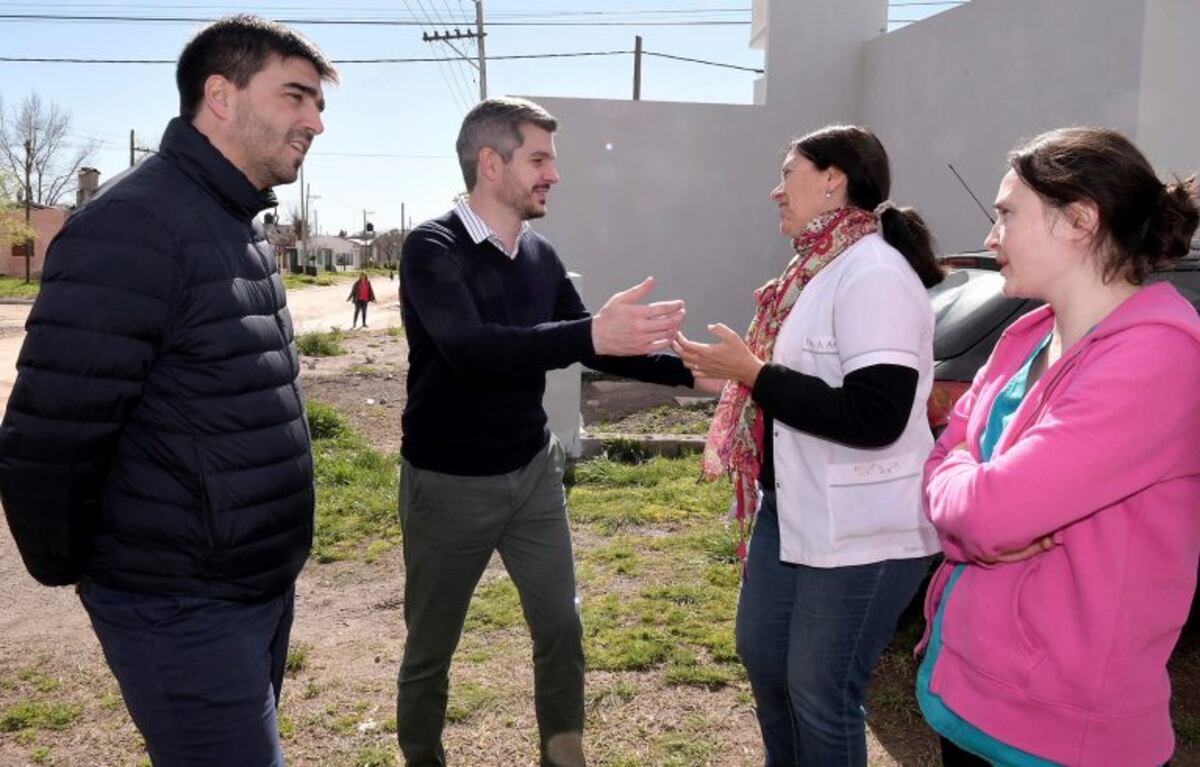 DYN09, OLAVARRÍA, BUENOS AIRES, 22/09/17 - EL JEFE DE GABINETE DE LA NACIÓN, MARCOS PEÑA, RECORRIÓ HOY OBRAS QUE EL GOBIERNO NACIONAL ESTÁ REALIZANDO EN ESTA CIUDAD\u002E FOTO:DYN/CAMBIEMOS\u002E