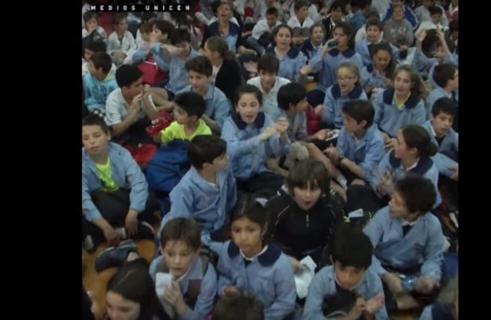 Tandil: 4000 niños le rindieron homenaje a Spinetta