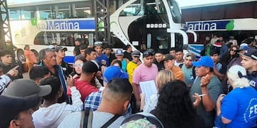 Trabajadores golondrinas de Concordia varados en el sur.