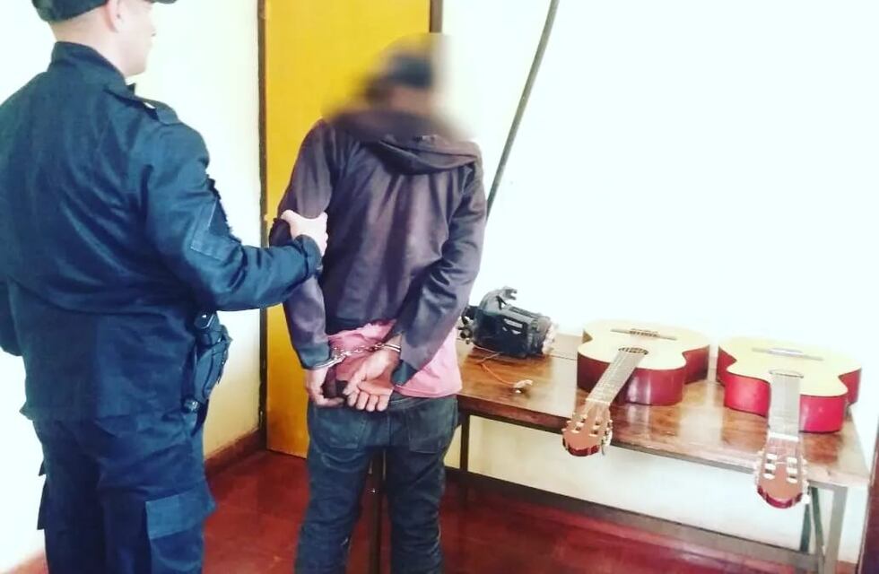 Detienen a un individuo y recuperan instrumentos musicales robados en Dos de Mayo