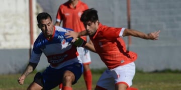 Rosario visita al puntero Huracán de Ingeniero White.