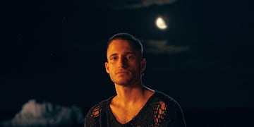 Así suena Descartable, el nuevo álbum de Wos, con Dillom, el Indio Solari, Natalia Lafourcade y más