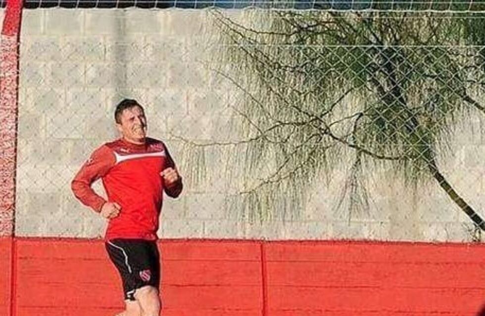 "Cebolla" Rodríguez volvió a entrenar con normalidad y sería titular ante San Lorenzo