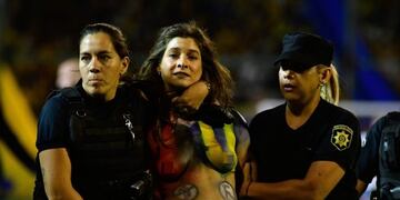 Sheila Stanolli fue demorada por ingresar a la cancha durante el partido de Central y River\u002E