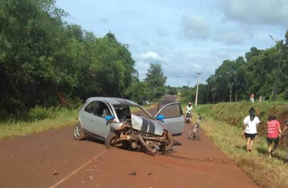 Se durmió al volante y despistó con su vehículo