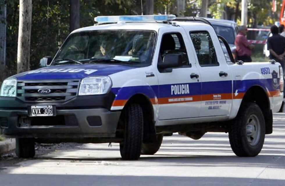 Salió a caminar con su hija de 4 años y lo interceptaron dos delincuentes armados