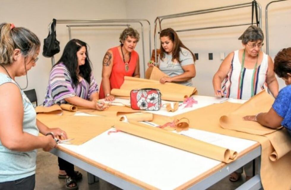 Mujeres sanjuaninas coserán todos los trajes de la Fiesta Nacional del Sol