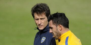 Carlos Tevez se entrenu00f3 diferenciado en la previa al partido frente a Gimnasia y Esgrima La Plata.