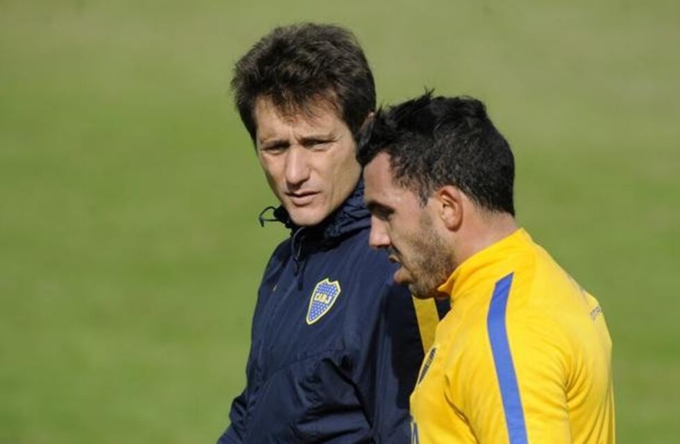 Tevez trabajó diferenciado por un golpe y está en duda su presencia ante Gimnasia