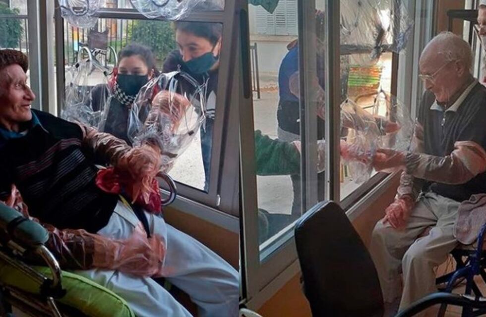 Un geriátrico entrerriano encontró la manera de que los abuelos puedan recibir visitas