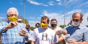 Ginés an la campaña contra deungue en Posadas\u002E