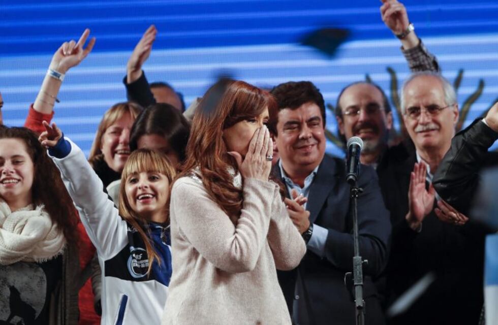 Desde el Gobierno dicen que el escrutinio definitivo confirmará si ganó Cristina Kirchner o Bullrich