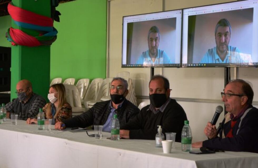 Ruta 34: si los dueños de los campos dan sus terrenos para la autopista, reciben un 10% más