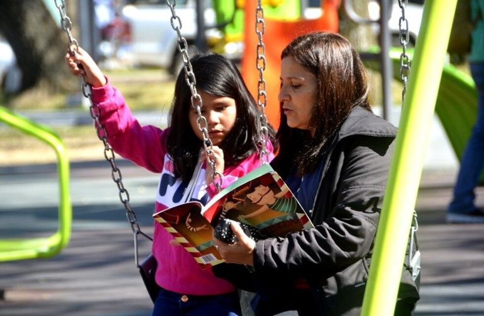 Las bibliotecas populares salieron a promocionar la lectura