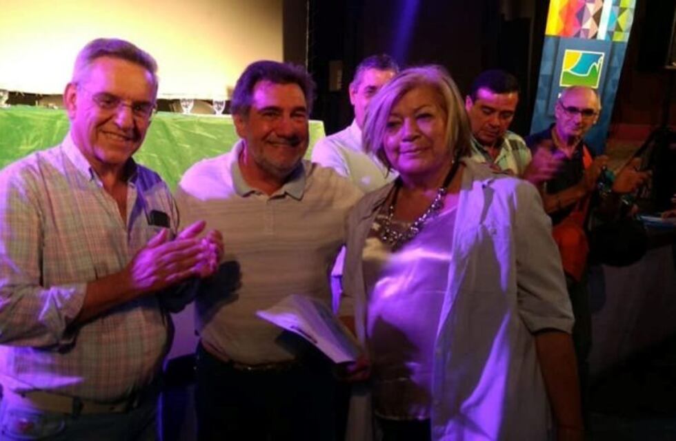 Entregan subsidios para mejorar la calidad habitacional