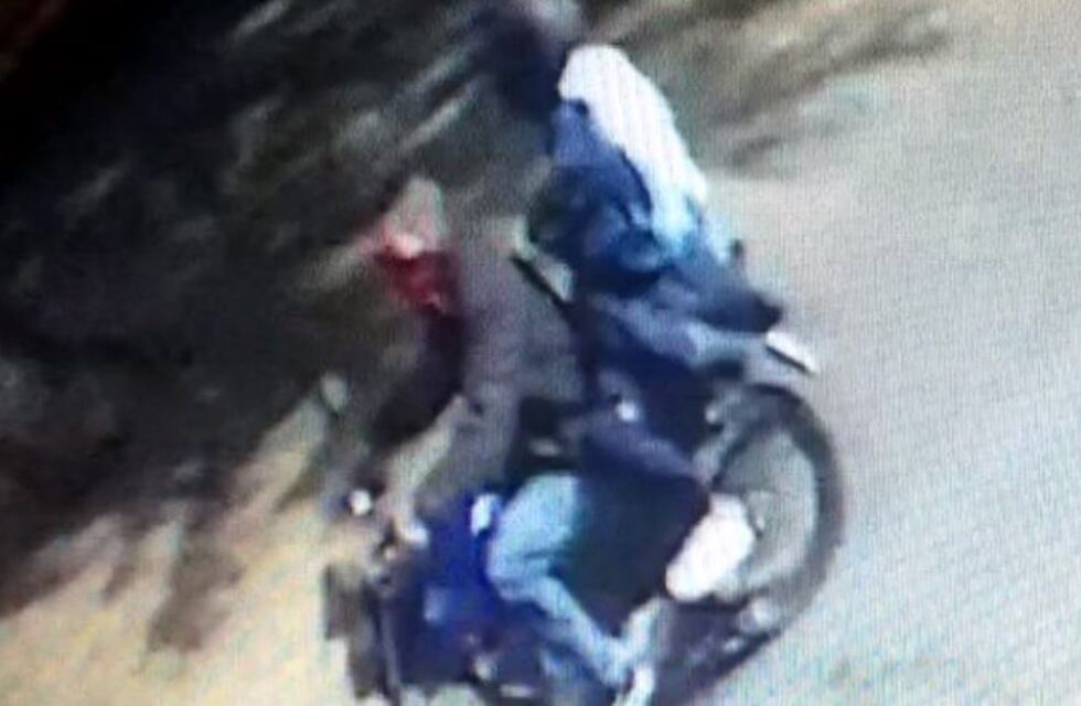 Entró a su casa, quiso violarla, la obligó a practicarle sexo oral y la filmó