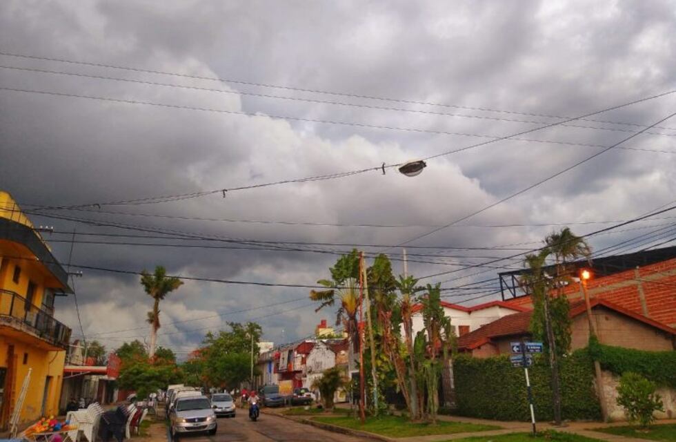 Domingo lluvioso sobre la ciudad de Formosa