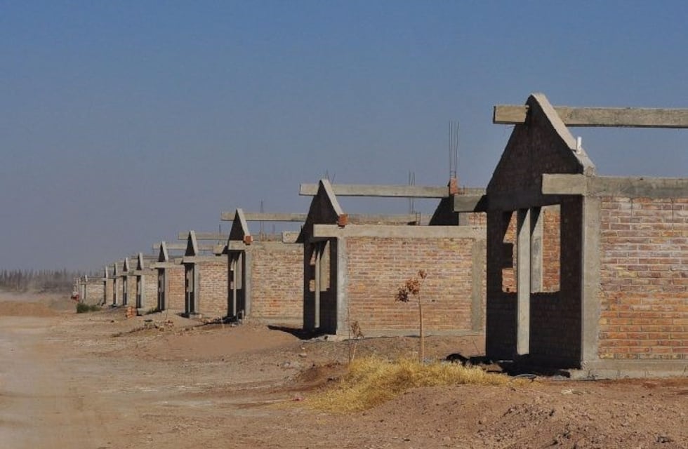 El IPV terminará las casas de la organización social Tupac Amaru