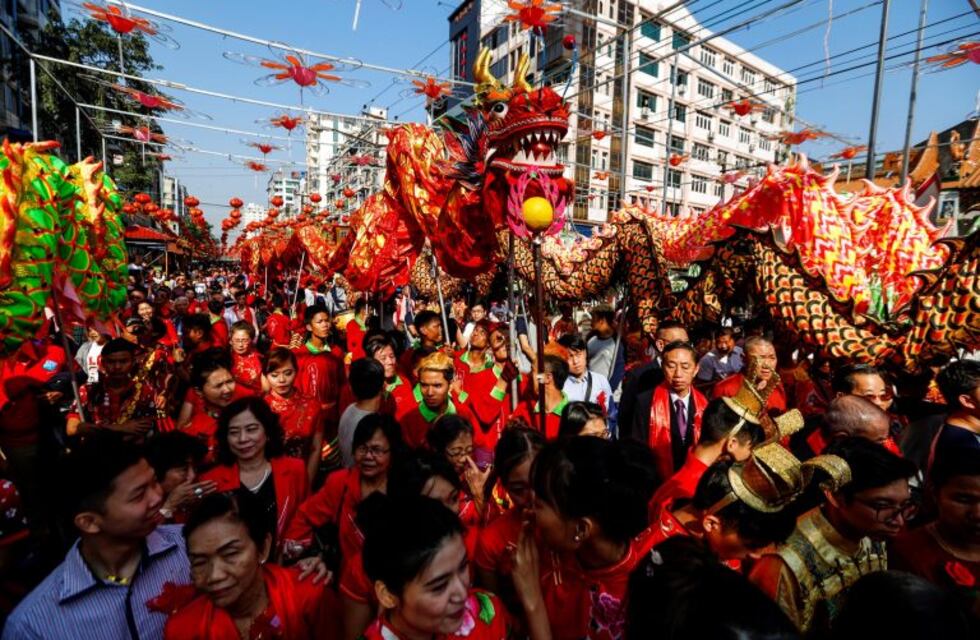 Registran cuatro muertos en una explosión de fuegos artificiales por el Año Nuevo chino