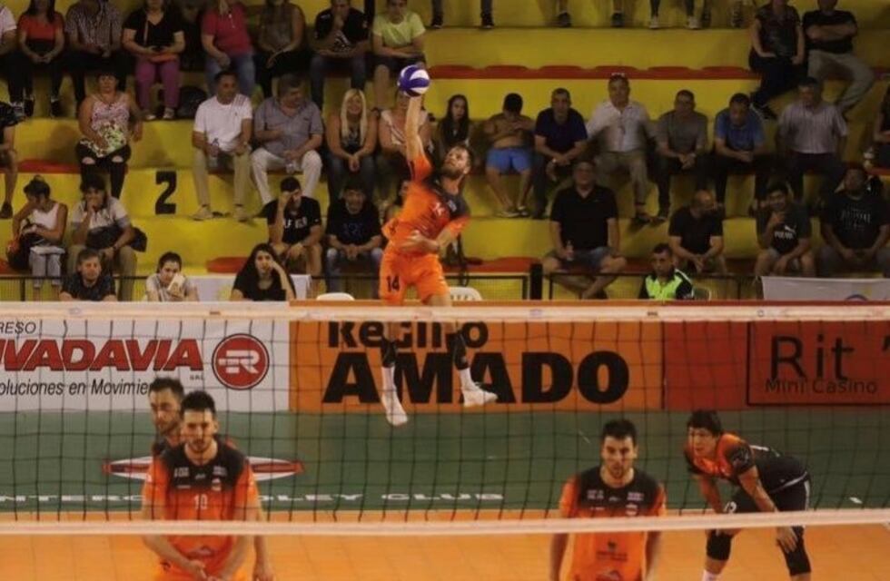 Monteros Vóley no pudo en casa ante Gigantes del Sur