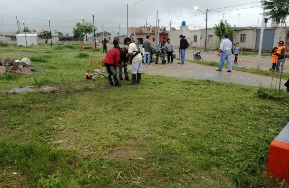 Realizan amplio operativo de limpieza en Alto Comedero