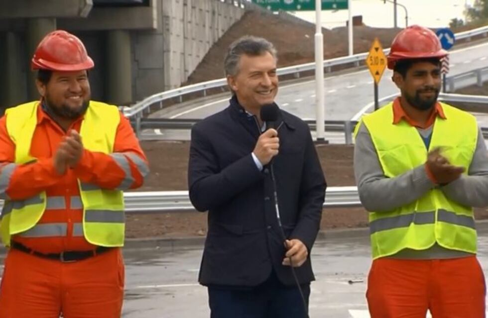 Macri pasó por Rosario y volvió a pedir que Santa Fe adhiera a la Ley de ART