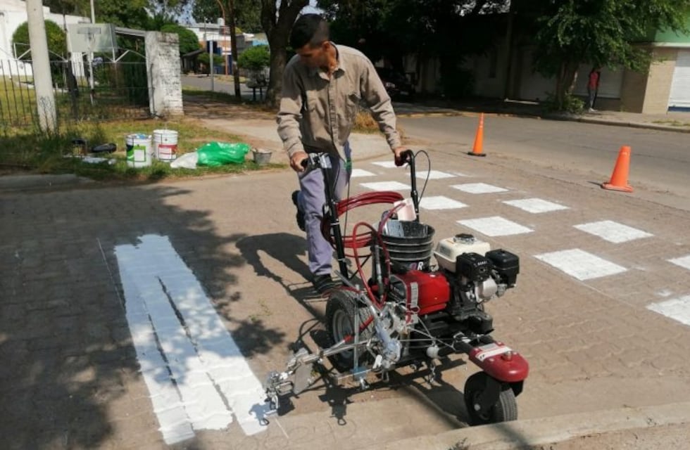 Habrá cortes de tránsito por el repintado de sendas peatonales en el centro