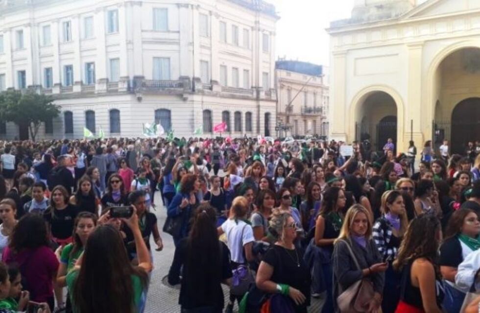 Santa Fe se plegó a la movilización  nacional por el 8M