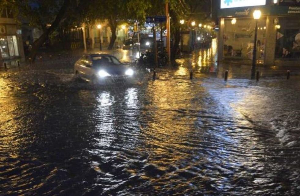 Alerta por lluvias y tormentas fuertes en Mendoza